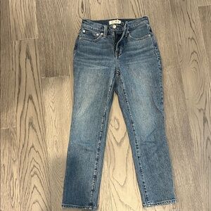 Madewell women’s 23 petite High-Rise Blue Jeans - the perfect vintage Jean